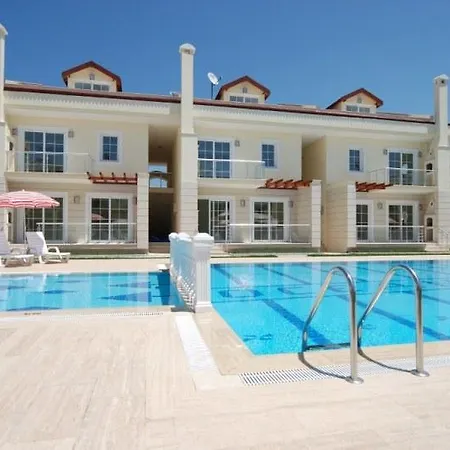 Ocean Beach Club 1 *